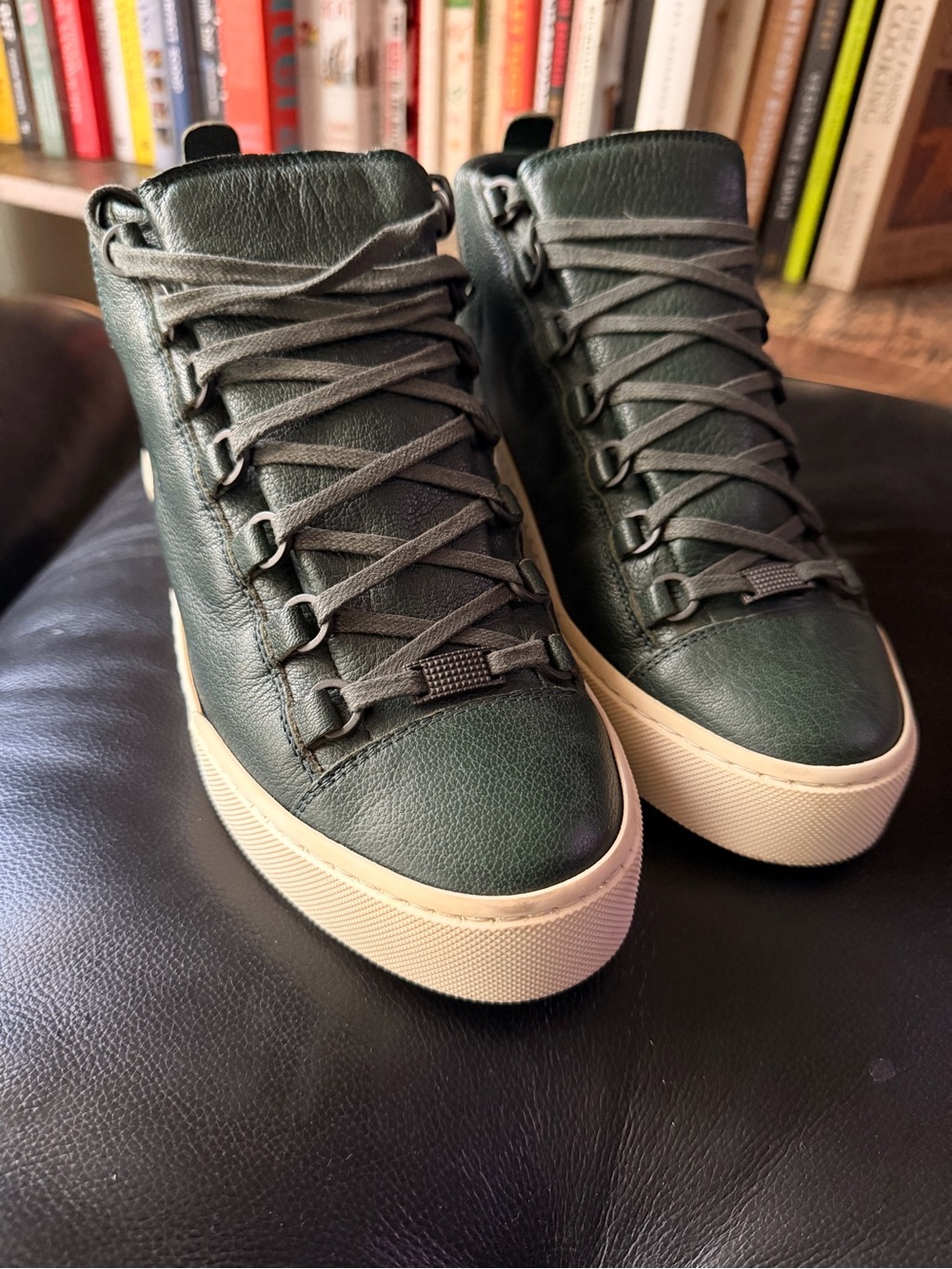 BALENCIAGA
Chevre Hamilton Arena high-tops (leather) UNISEX - Picture 3 of 13